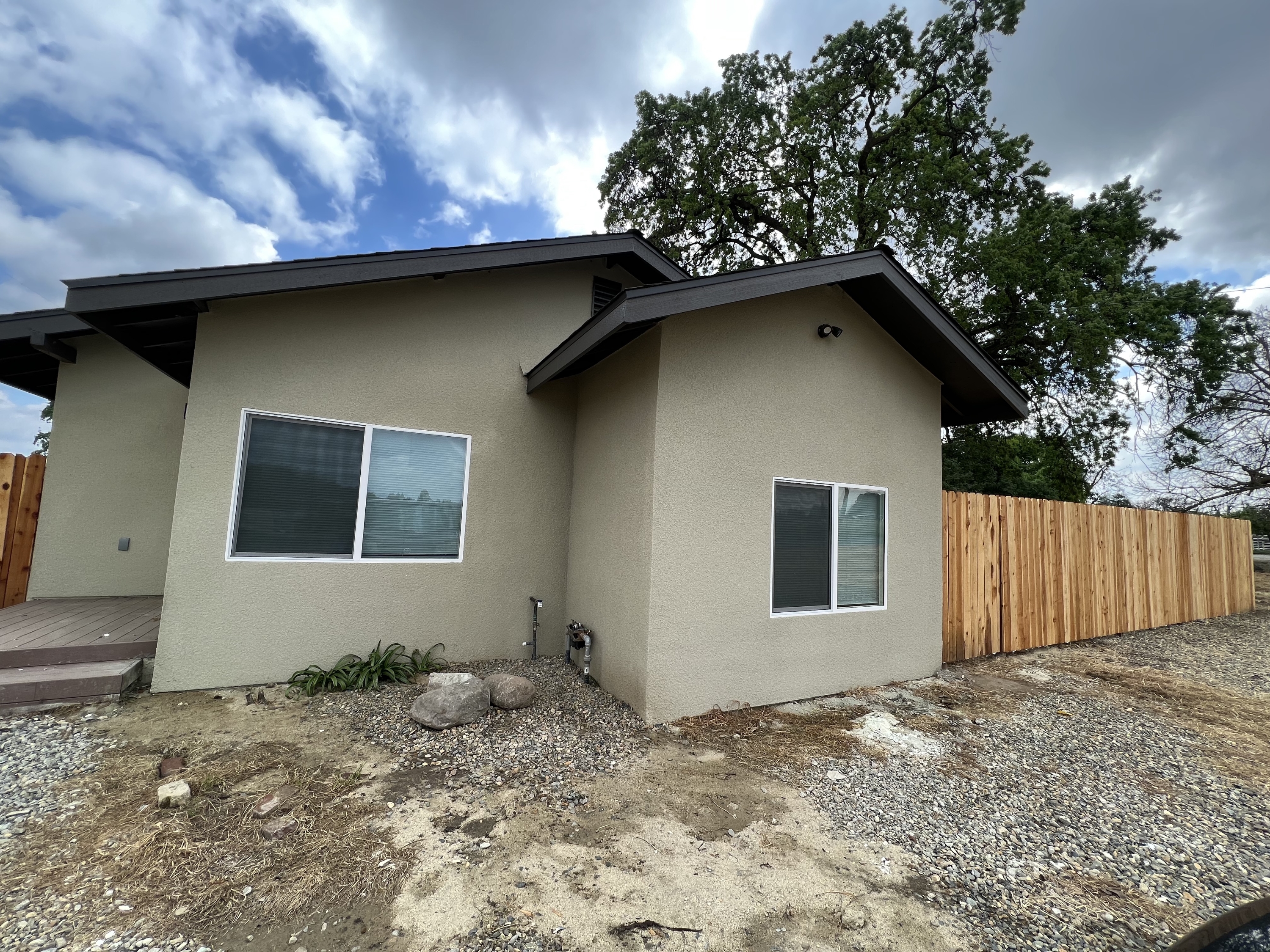 R&B: 28994 Road 168